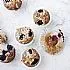 Bramenmuffins met witte chocola en zoethout