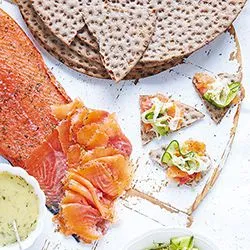 Tip: Gravlax met venkel en komkommer