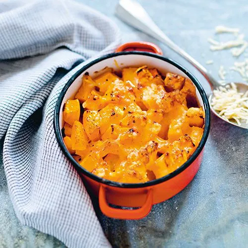 Pompoengratin met peterselie