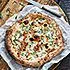 Recept Pizza bianca met gorgonzola en rozemarijn
