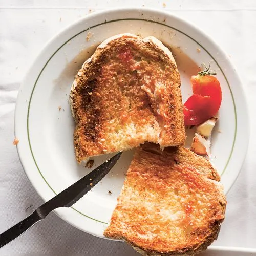 Pan amb tomaquet (brood met tomaat)