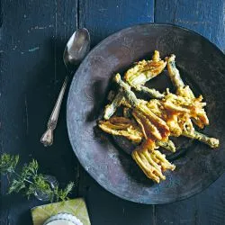 Tip: Gebakken courgettebloemen