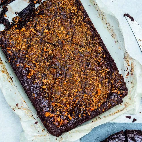 Chocolade-boterkoek met hazelnoot