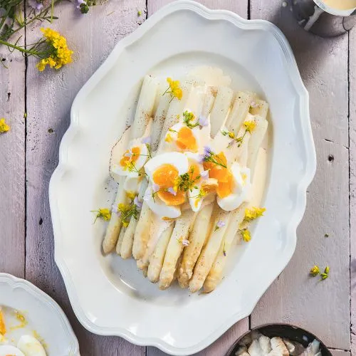 Asperges met botersaus