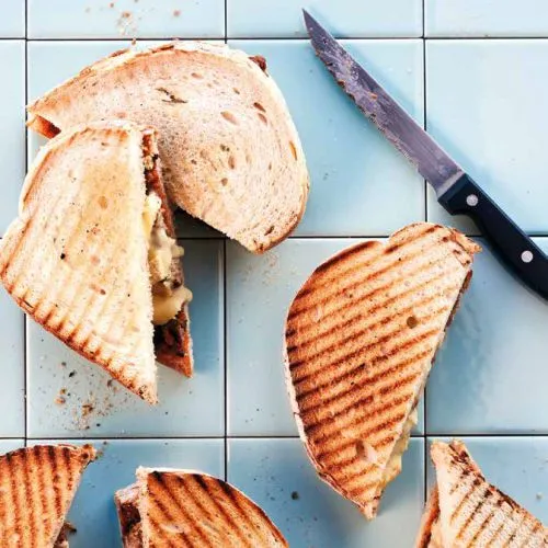 Tosti gehaktballen en Reblochon