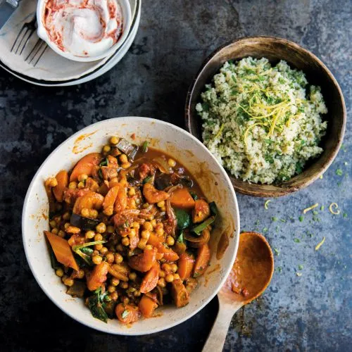 Tajine met kikkererwten, sinaasappel en abrikozen