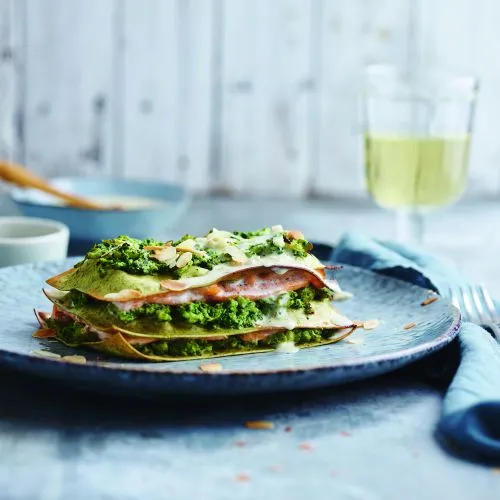 Lasagne met zalm, broccoli en een roomsausje