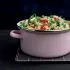 Stamppot met doperwten, kerstomaat, rucola en feta