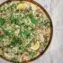 Voorjaarspilav met asperges, venkel en doperwten