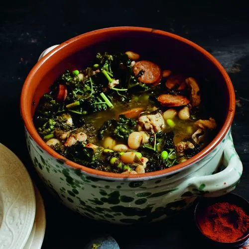Witte bonen, chorizo, boerenkool en kip