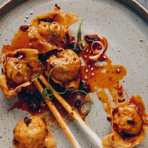 De beste wontons uit Szechuan met chili-olie