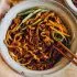 Recept Zha jiang mian (gebakken saus-noedels)