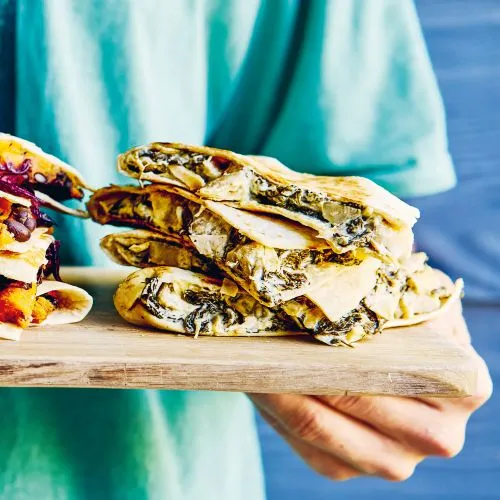 Quesadilla's met spinazie en artisjokken