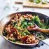 Bloemkoolgratinschotel met shiitakes, kikkererwten en snijbiet