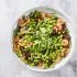 Sobanoedels met scampi en edamame