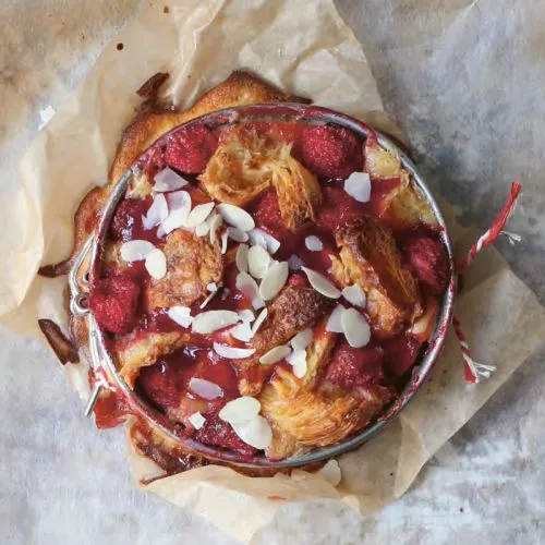 Croissanttaart met aardbeien