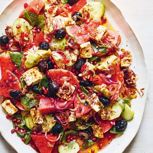 Watermeloensalade met komkommer en feta
