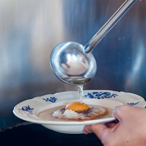 Zuppa alla pavese