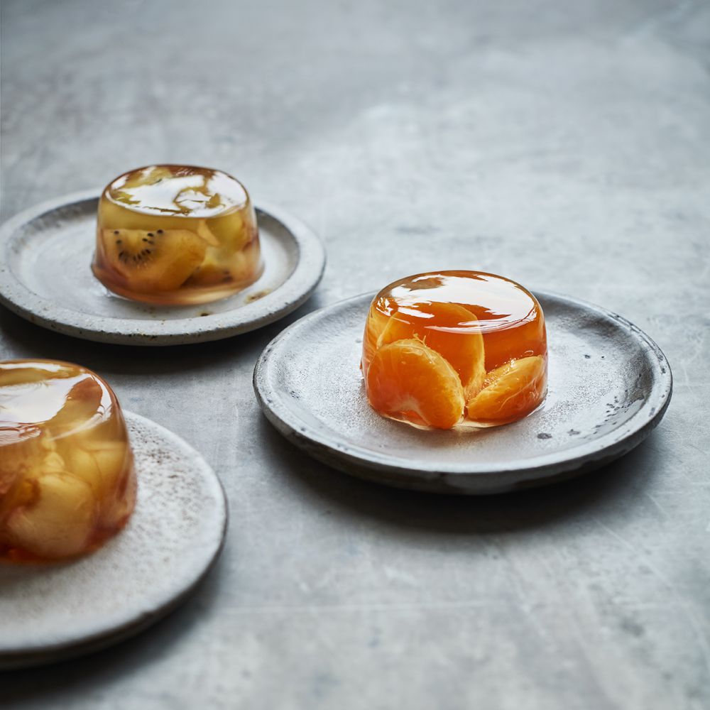 Geleipudding met sake en seizoensfruit - recept - okoko recepten