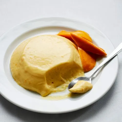 Mango-karnemelkpudding