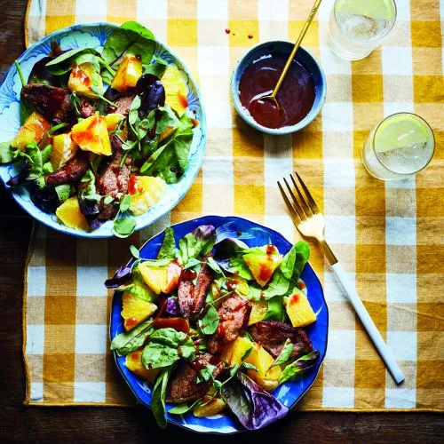 Aziatische salade met krokante eendenborst