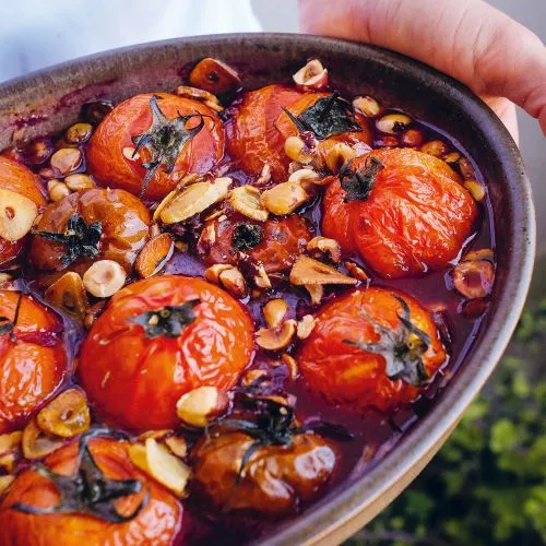 Tomaten in granaatappelsaus