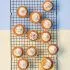 Wortelmuffins met chai-botercrème