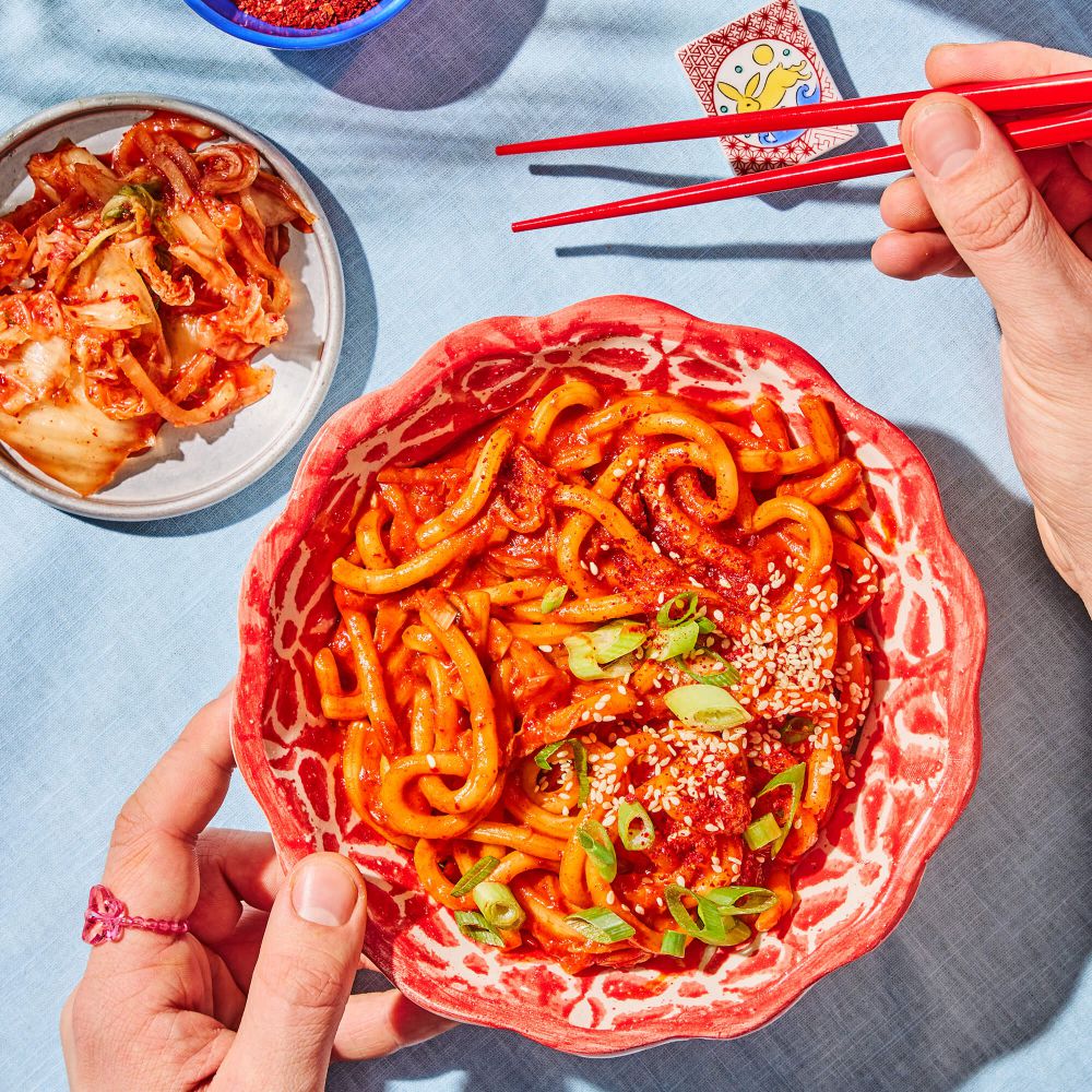 Kimchi udon noodles Korean style - recept - okoko recepten