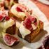 Recept Geroosterde ontbijtkoek met époisses, vijgenjam en vijgen