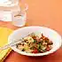 Pastasalade met paprika en doperwten