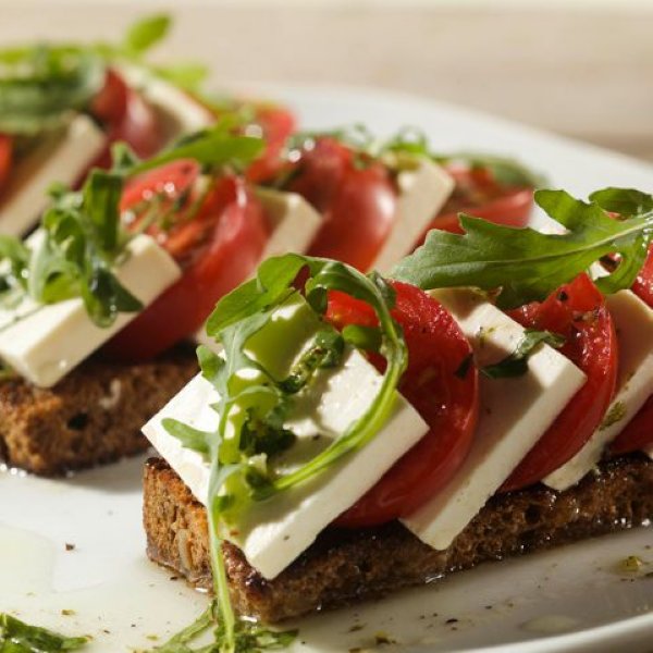 Tomatensalade met citrusdressing recept okoko recepten