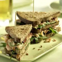 Tip: Clubsandwich met gerookte zalm