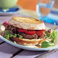Mediterrane hamburger-sandwich