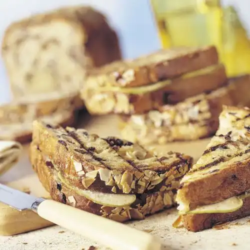 Tosti van paasbrood