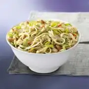 Bami goreng met garnalen en cashewnoten