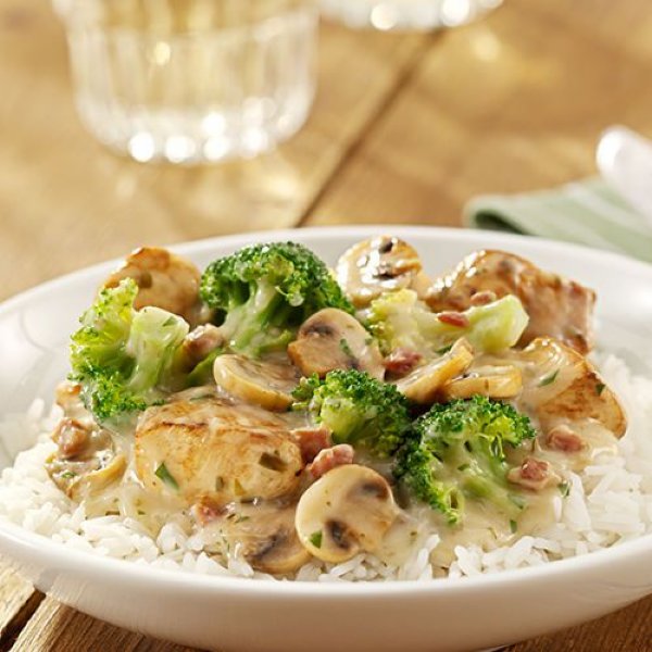 Rijst met kipfilet broccoli en champignons recept okoko recepten