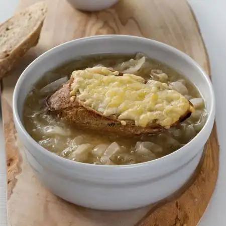 Uiensoep met kaastoast