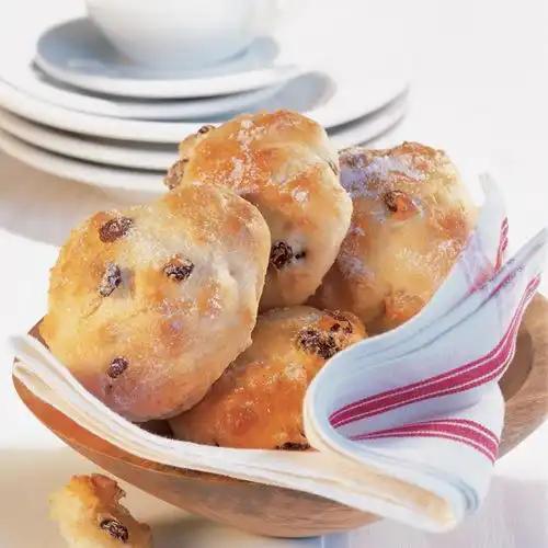 Kwarkbollen met rozijnen