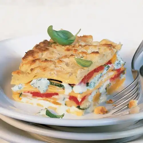 Lasagne met paprika, courgette en ricotta