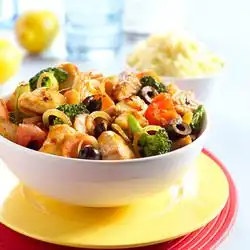 Tip: Mediterrane roerbak met tilapia