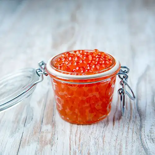 Gebakken zalm met kaviaarsaus