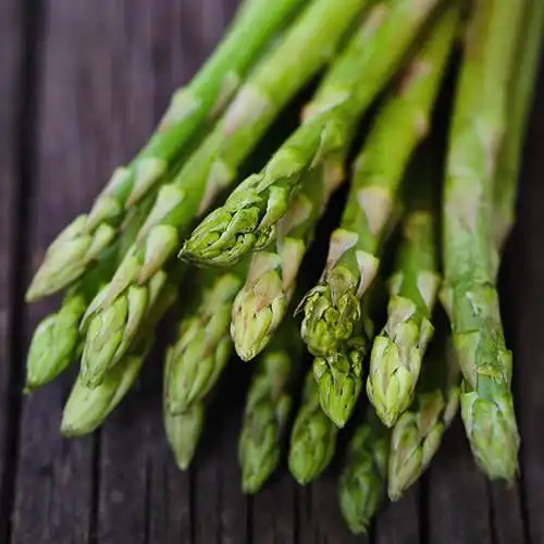 Groene asperges met ei-curry