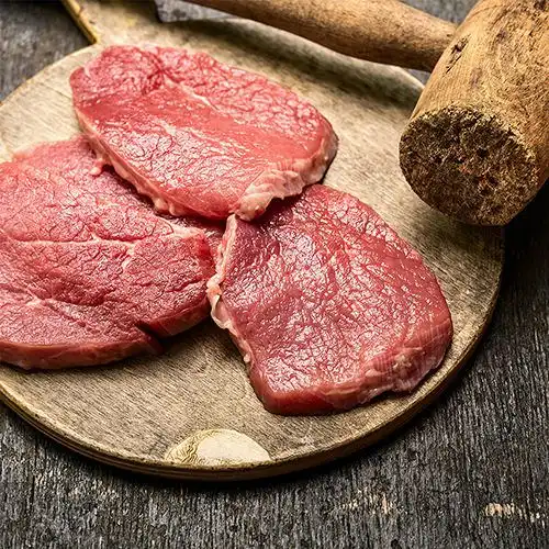 Kalfsoester met venkel en mierikswortel in rodewijnsaus