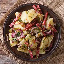 Tip: Aardappelsalade met spekjes