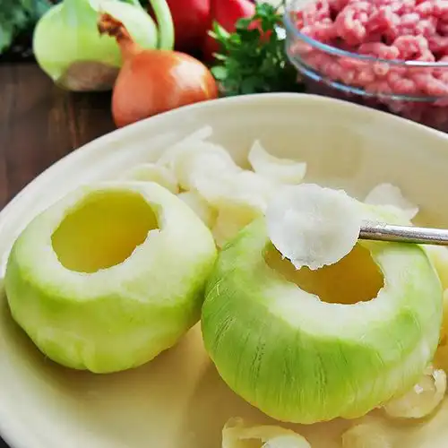 Koolrabi gevuld met ham en mozzarella