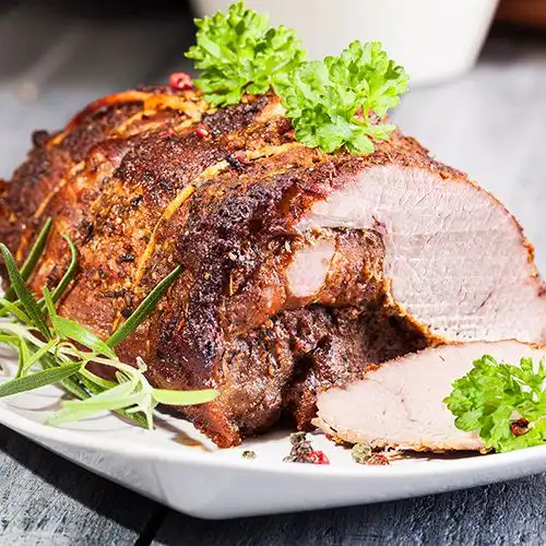 Lamsbout met pistachenootjes en abrikozen