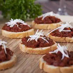 Tip: Tapenade van gedroogde tomaten