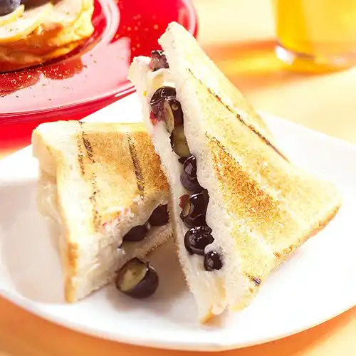 Tosti met zachte geitenkaas