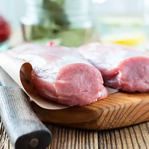 Varkensfilet met geroosterde paprika