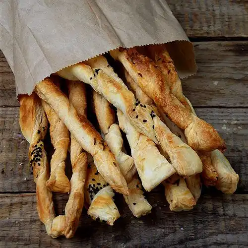 Zoute stengels met Provençaals kruidenzout